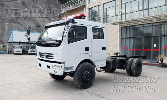 四驅(qū)雙排越野車,越野專用車底盤,東風(fēng)多利卡底盤,四驅(qū)輕卡底盤,東風(fēng)小霸王越野車,140馬力卡車底盤