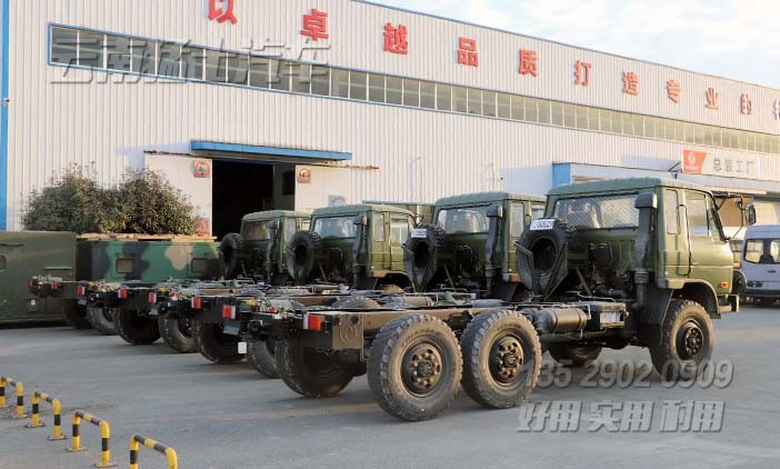 東風(fēng)六驅(qū)底盤,EQ2102G底盤,越野專用車底盤,六驅(qū)越野卡車,東風(fēng)底盤車報價,軍用卡車底盤