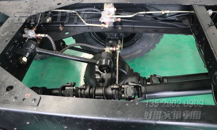 東風(fēng)25Y,東風(fēng)六驅(qū)越野車,六驅(qū)專用車底盤,EQ2082E6D,越野卡車底盤,專用車底盤改裝