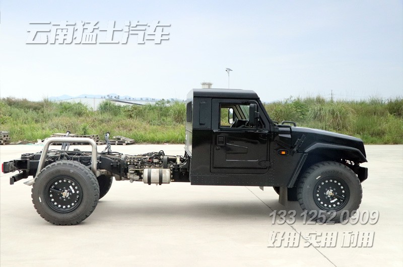 東風(fēng)猛士民用版,猛士M50,東風(fēng)猛士底盤(pán),四驅(qū)越野車(chē),汽車(chē)性能檢測(cè),猛士越野,EQ2063