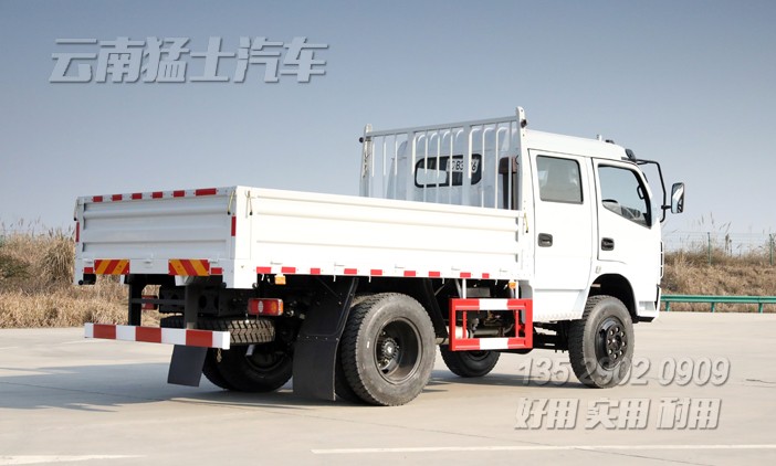 右舵卡車(chē),雙排卡車(chē),出口專用車(chē)定制,4*4右駕貨車(chē),越野卡車(chē),全驅(qū)車(chē)出口