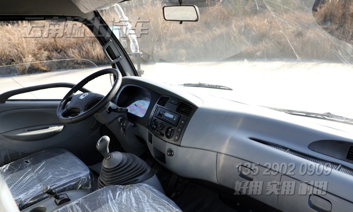 東風輕卡底盤,輕卡底盤改裝,小微卡車底盤,4*2輕卡底盤,底盤改裝廠家