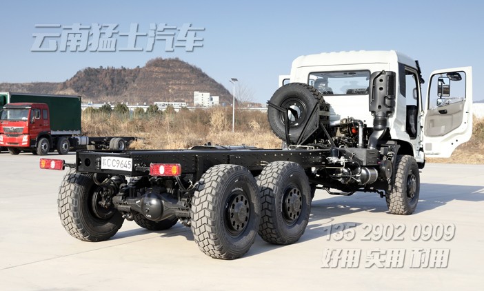 加長(zhǎng)底盤,特種車底盤,廂式車底盤改裝,越野專用車,東風(fēng)6*6底盤,專用車底盤改裝,加油車底盤改裝,運(yùn)水車底盤改裝