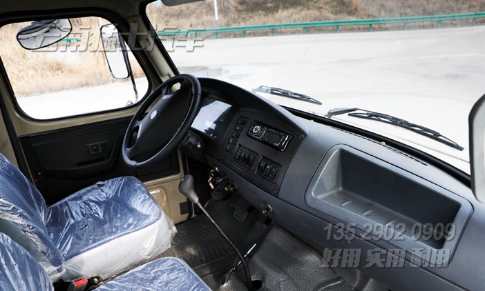 EQ240,東風六驅越野卡車,6*6長頭運兵車,長鼻子卡車,出口越野載貨車