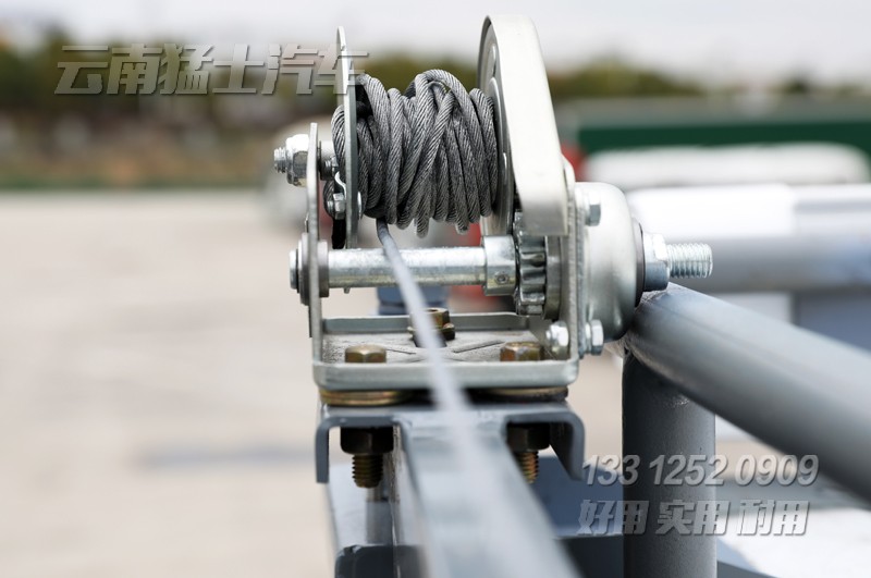 依維柯房車,四驅越野房車,自行式房車,房車露營,定制款房車,房車設計,房車改裝