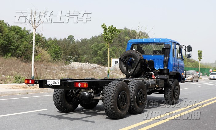 東風六驅(qū),特種車底盤,加強型越野底盤,EQ2102GJ,10噸卡車底盤,6*6底盤配置