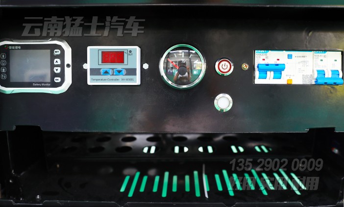 雙軸獨立懸掛,定制掛車底盤,拖掛房車底盤,拖掛房車廠家,房車設(shè)計,定制化房車