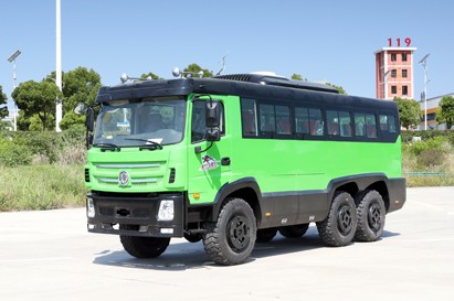 東風(fēng)六驅(qū)25座越野型客車(chē)_商用城鄉(xiāng)村村通中巴車(chē)出口_6*6森林武警消防運(yùn)兵車(chē)