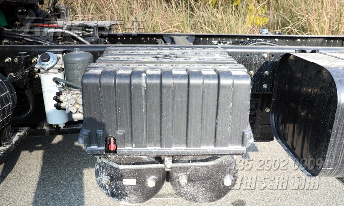 DFH2140B,4x4底盤,四驅(qū)越野車底盤,國六底盤改裝,東風出口底盤配置,底盤改裝廠家