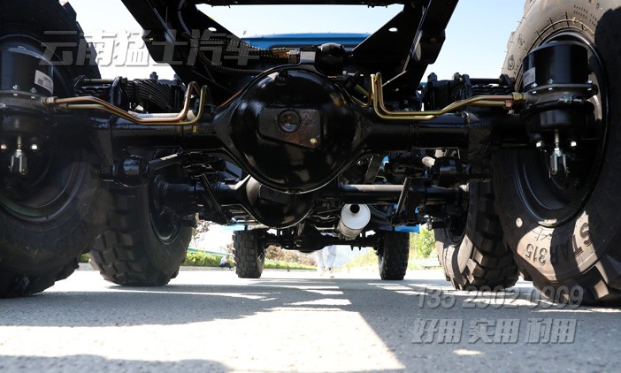 EQ240,東風藍卡車,尖頭卡車,出口長頭底盤,經(jīng)典越野卡車