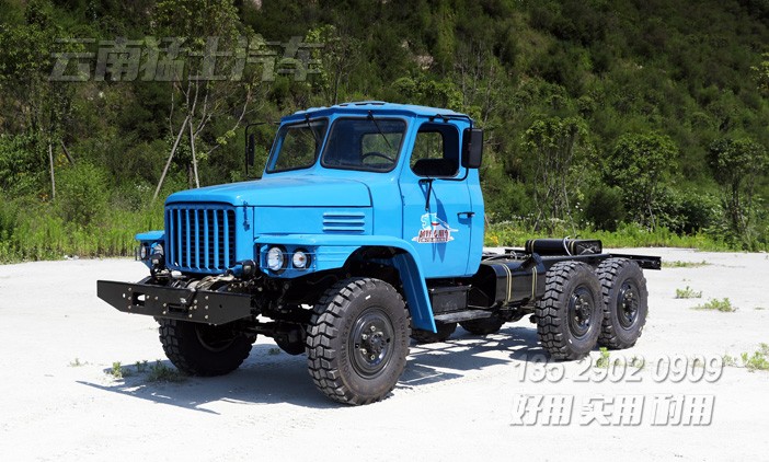 EQ240,東風藍卡車,尖頭卡車,出口長頭底盤,經(jīng)典越野卡車