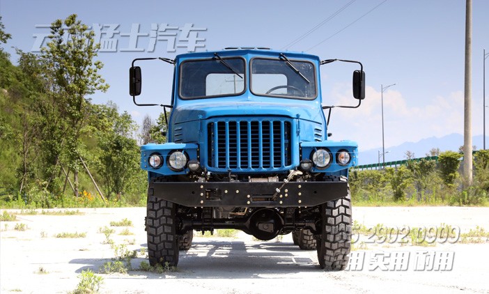 EQ240,東風藍卡車,尖頭卡車,出口長頭底盤,經(jīng)典越野卡車