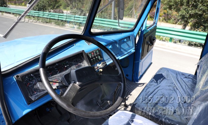 EQ240,東風藍卡車,尖頭卡車,出口長頭底盤,經(jīng)典越野卡車