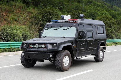 東風(fēng)猛士M50雙排廂式車(chē)_四驅(qū)移動(dòng)指揮車(chē)警用巡邏車(chē)_4*4猛士改裝可上藍(lán)牌