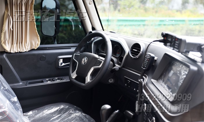 藍(lán)牌猛士汽車,警用巡邏車,移動(dòng)指揮車,M50雙排廂式,4*4猛士,東風(fēng)猛士,猛士改裝