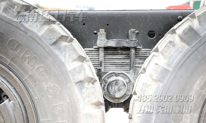 EQ2082E6DJ,東風(fēng)六驅(qū),二噸半越野車,6x6越野車,標(biāo)配卡車,長頭卡車底盤