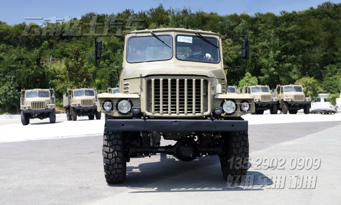 EQ2082E6DJ,東風(fēng)六驅(qū),二噸半越野車,6x6越野車,標(biāo)配卡車,長頭卡車底盤