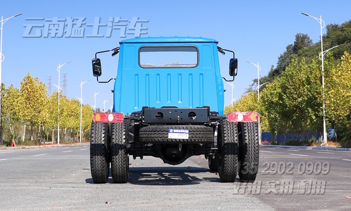 東風(fēng)長頭4x2,專用車底盤,專用車廠家,尖頭輕型卡車,110馬力底盤,底盤定制生產(chǎn)