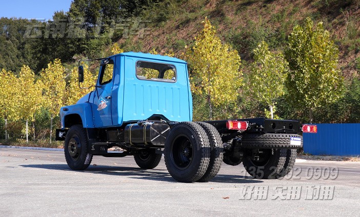 東風(fēng)長頭4x2,專用車底盤,專用車廠家,尖頭輕型卡車,110馬力底盤,底盤定制生產(chǎn)