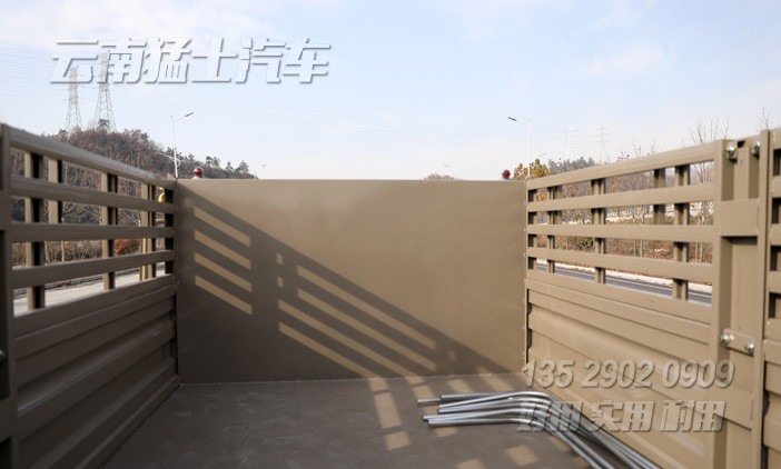 東風EQ240,尖頭自卸車,二汽長頭車,越野自卸卡車,自卸車改裝,2.5噸小型自卸