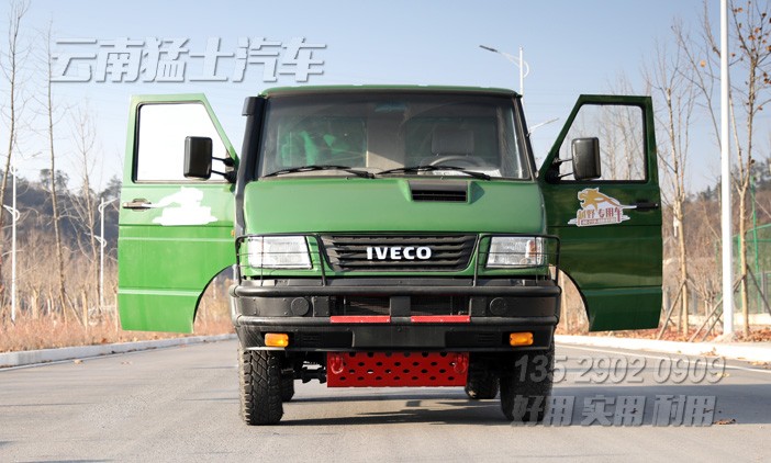 依維柯短頭,2405依維柯,9座卡車,四驅(qū)微卡,小型越野卡車