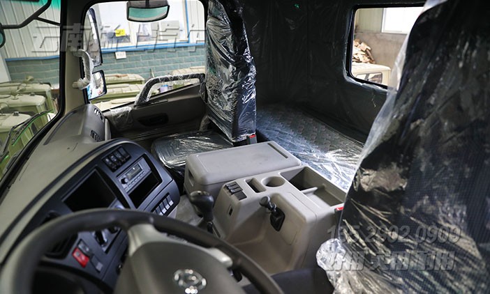 東風四驅(qū)六驅(qū),25噸越野車,六驅(qū)專用車底盤,森林山路卡車改裝