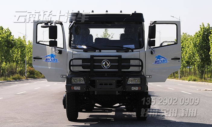 340馬力底盤(pán),雙13噸卡車(chē)底盤(pán),底盤(pán)廠家定制,三橋全驅(qū)底盤(pán),中型卡車(chē)底盤(pán),六驅(qū)專(zhuān)用車(chē)底盤(pán)