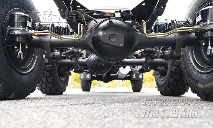 東風六驅(qū),EQ2082,尖頭卡車底盤,專用車底盤廠家,全驅(qū)底盤