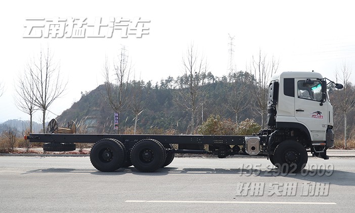 400馬力底盤,特種車底盤,越野專用車底盤,底盤改裝,定制化底盤,六驅(qū)重卡底盤,后八輪底盤