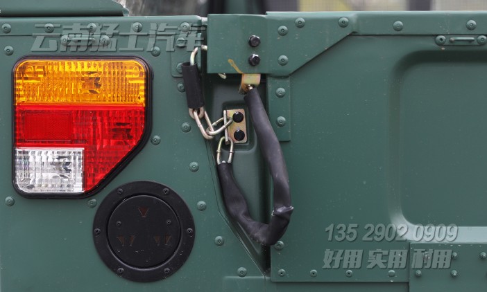 EQ2050,東風(fēng)猛士,單排硬頂,全驅(qū)越野車,8座東風(fēng)猛士