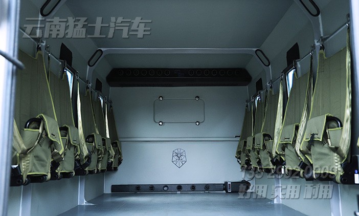 移動(dòng)廂客,艙客車(chē),10座方艙車(chē),移動(dòng)方艙車(chē),四驅(qū)越野專(zhuān)用車(chē),多功能廂客